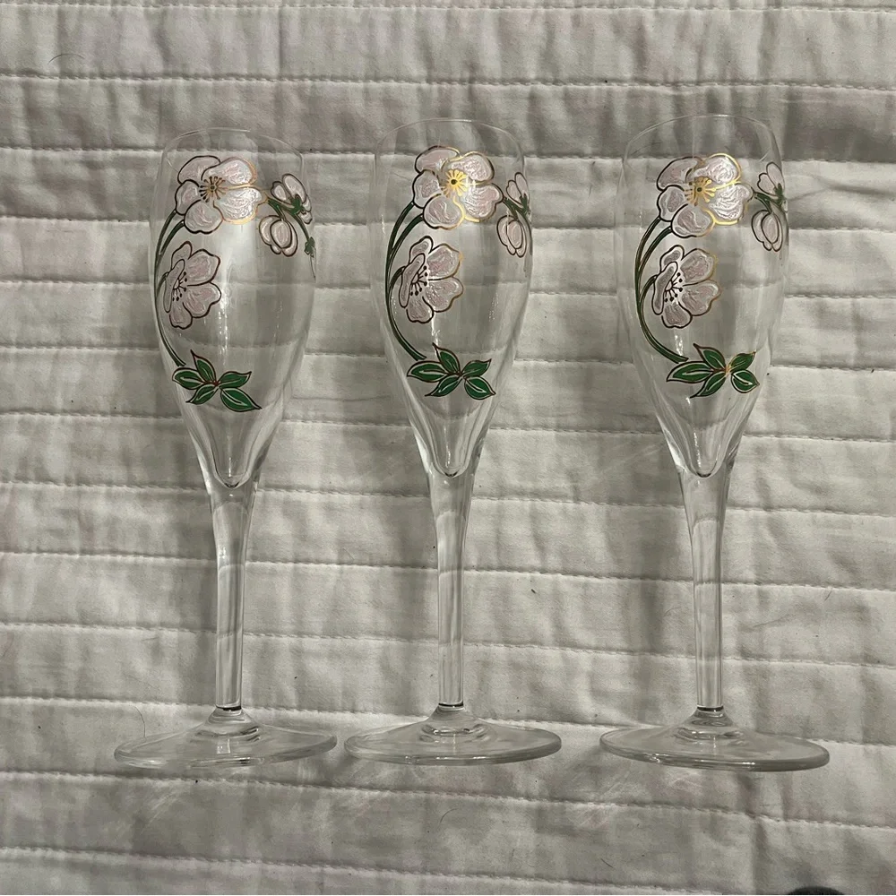 Perrier-Jouët Art Nouveau French Hand Painted Floral Champagne Flutes